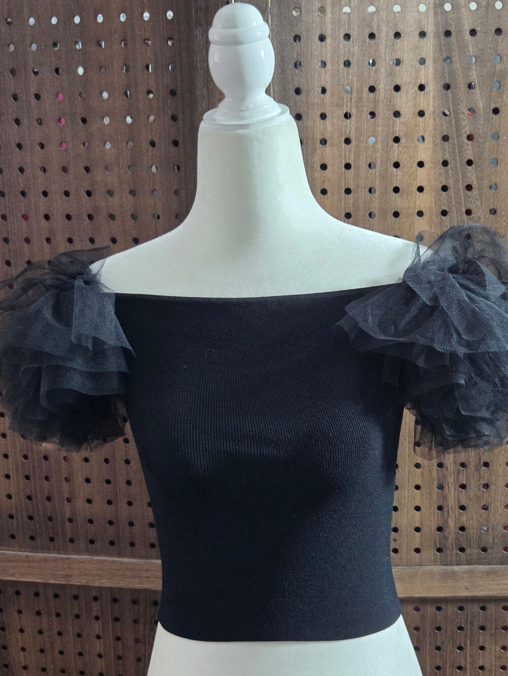 NWT AUTUMN CASHMERE TULLE OFF THE SHOULDER TOP - BLACK